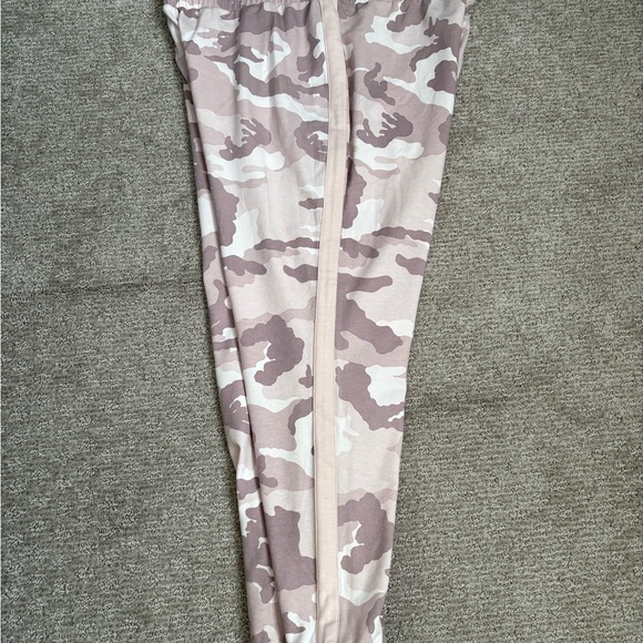 SOHO NYC Jogger pants - Picture 2 of 6
